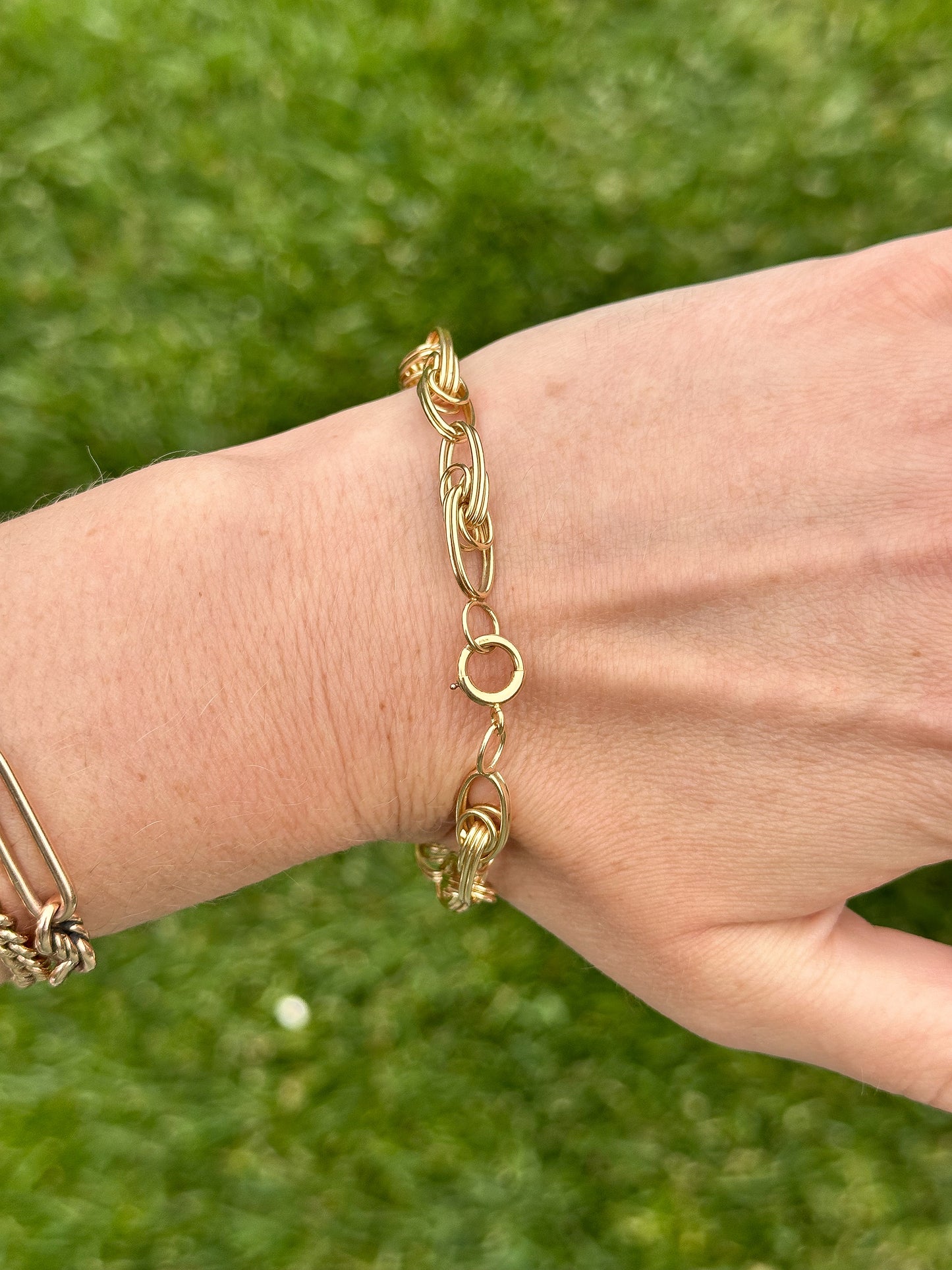 14k Vintage Love-knot bracelet with bolt clasp - 8.25β
