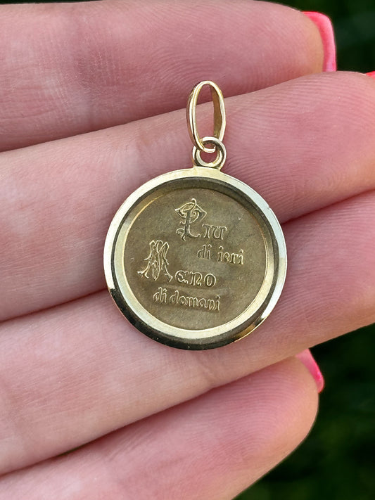 Vintage 18k Unique Augis pendant - by UnoAErre