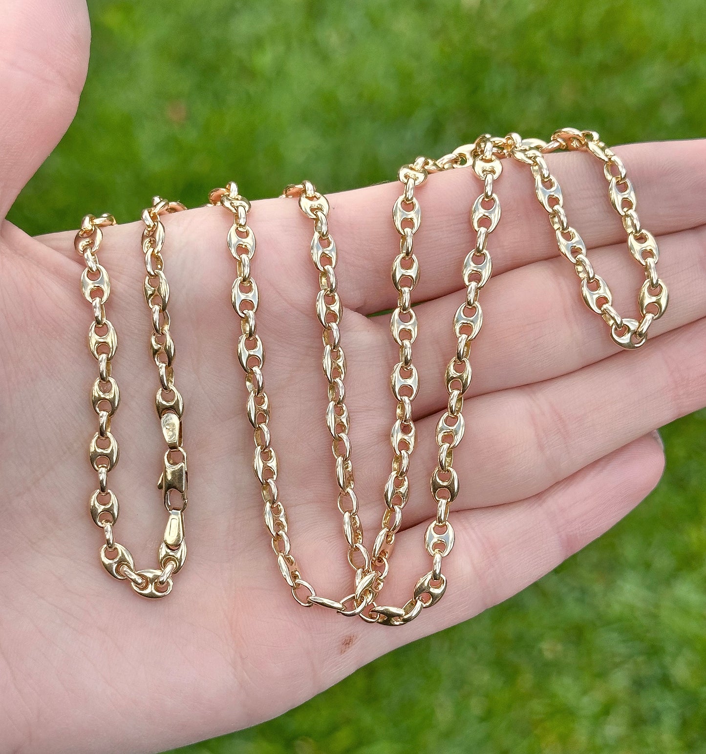 Vintage 9ct solid Mariner link chain by UnoAErre- 26.25”