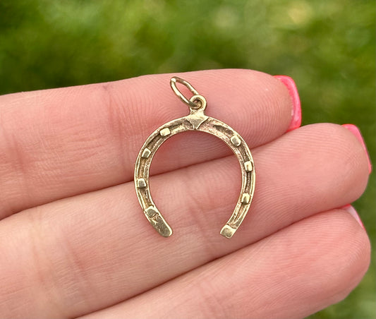 9ct Vintage Lucky Horseshoe pendant