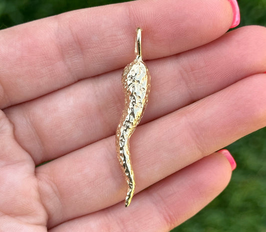 Vintage 14k Solid Cornicello pendant