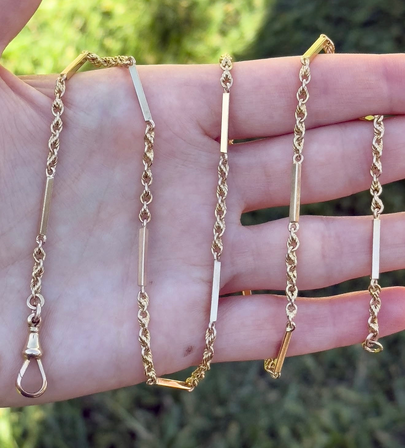 Love-link bar chain Antique 15ct with large dog clip - 24.25”